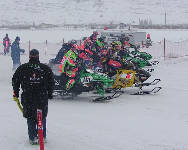 Race Start. Photo by Pinedale Online.