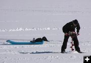 Drilling a Good Hole. Photo by Pinedale Online.