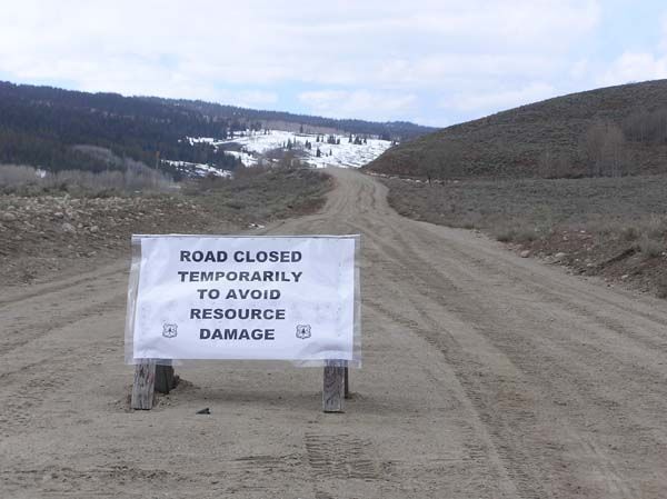 Green River Lakes Road. Photo by Pinedale Online.