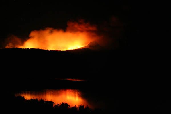 Fire glow. Photo by Clint Gilchrist, Pinedale Online.