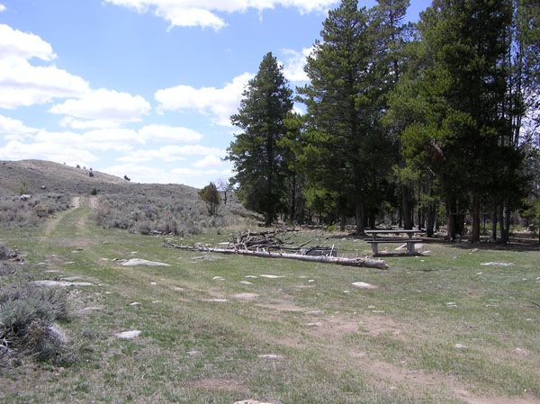 Stokes picnic camp. Photo by Dawn Ballou, Pinedale Online.