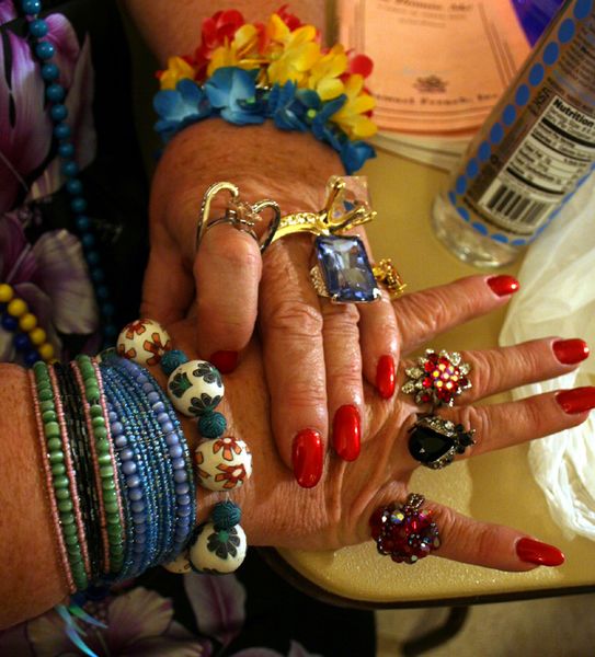 Jewelry. Photo by Pam McCulloch, Pinedale Online.