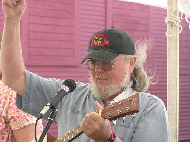 Bud. Photo by Bob Rule, KPIN 101.1 FM.