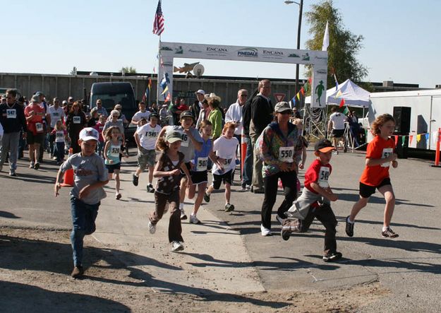 One Mile Start. Photo by Dawn Ballou, Pinedale Online.