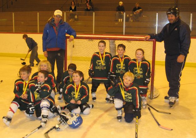 Mini Mites with Medals. Photo by .