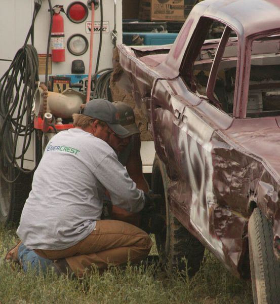 222 Car Pit. Photo by Dawn Ballou, Pinedale Online.