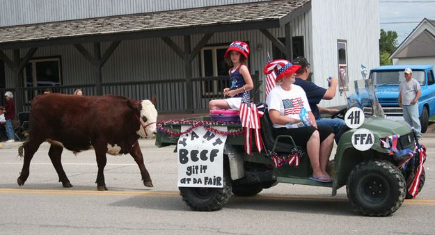 4-H. Photo by Dawn Ballou, Pinedale Online.