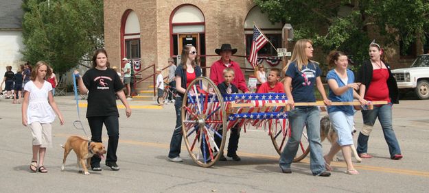 Handcart. Photo by Dawn Ballou, Pinedale Online.