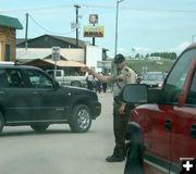 Traffic Control. Photo by Dawn Ballou, Pinedale Online.