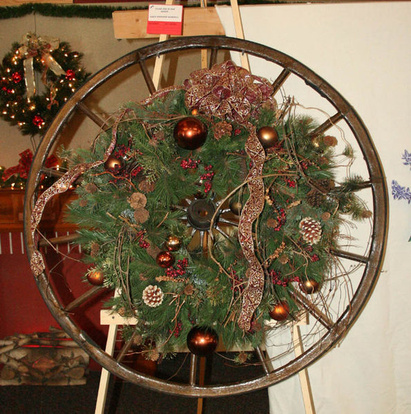 Gayle's Wreath 2009. Photo by Dawn Ballou, Pinedale Online.