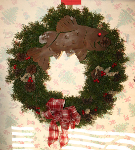 Lakeside Lodge Wreath. Photo by Dawn Ballou, Pinedale Online.