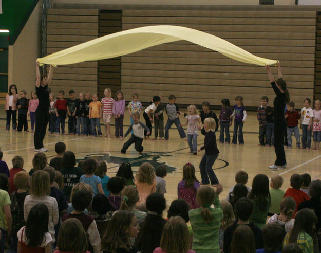 Parachute. Photo by Pam McCulloch, Pinedale Online.