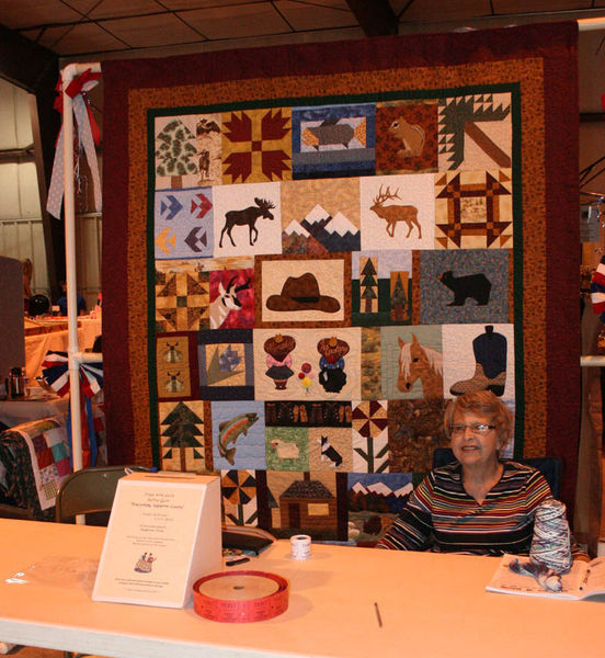 Fiber Arts. Photo by Dawn Ballou, Pinedale Online.