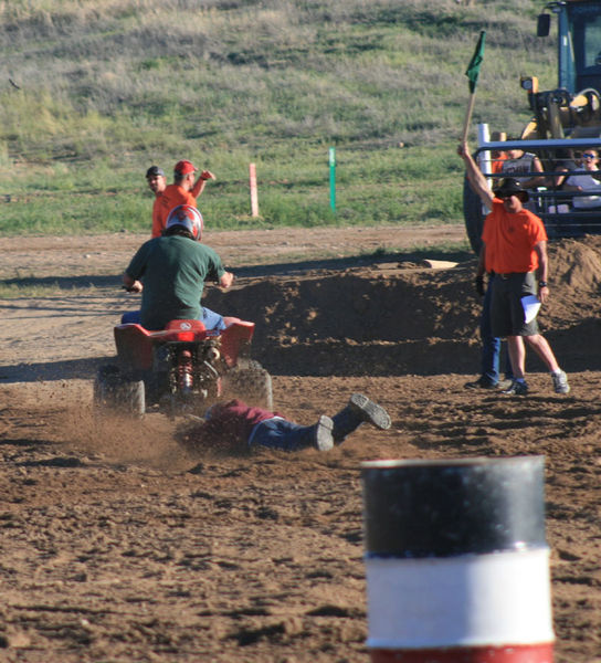 Finish. Photo by Dawn Ballou, Pinedale Online.