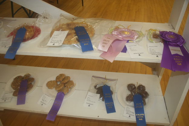 Baking. Photo by Dawn Ballou, Pinedale Online.