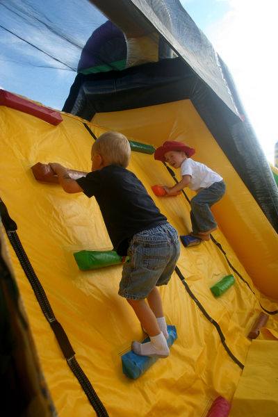 Climbers. Photo by Dawn Ballou, Pinedale Online.