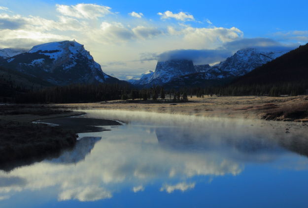 Green River Lakes. Photo by Fred Pflughoft.