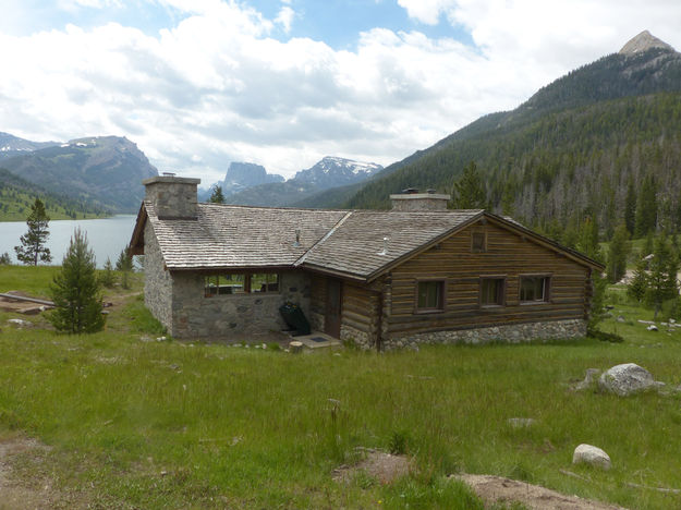 Green River Lakes Lodge. Photo by Dawn Ballou, Pinedale Online.