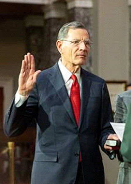 Senator Barrasso. Photo by .