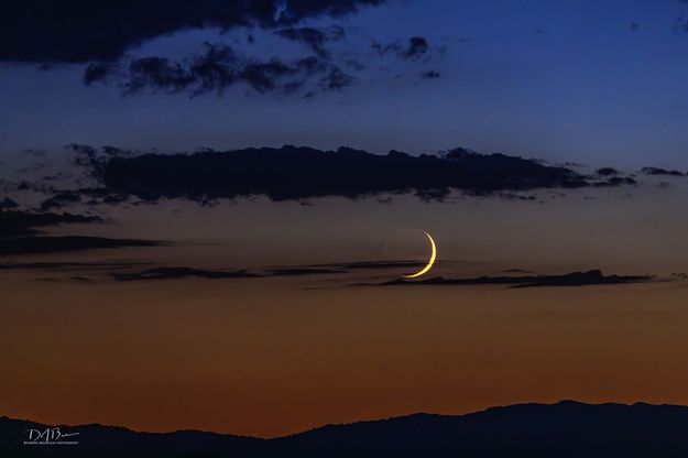 Setting Mini Moon. Photo by Dave Bell.