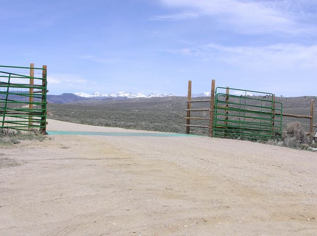 Soda Lake road open. Photo by Pinedale Online.