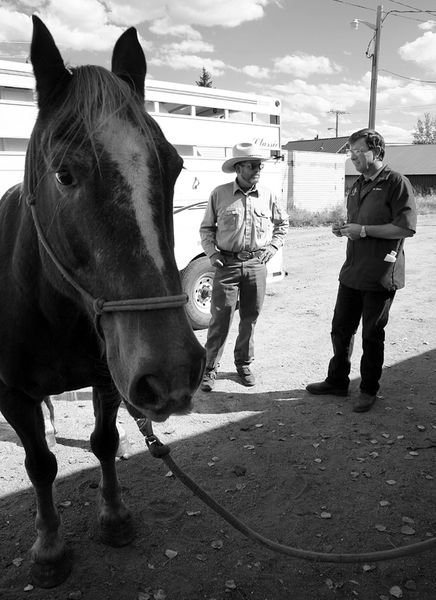 3:25 p.m.. Photo by Rob Shaul.