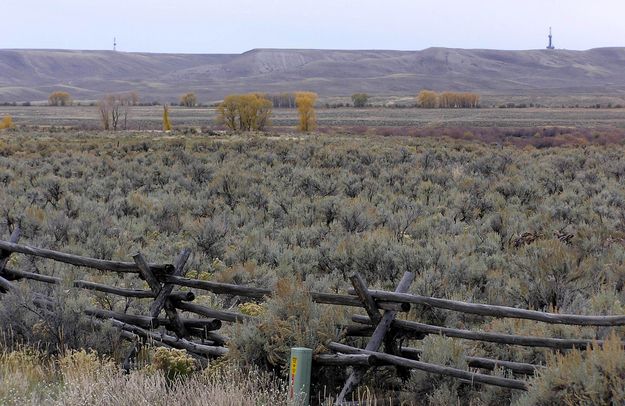 Wells on hill. Photo by Pinedale Online.