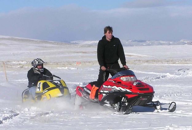 4 Gets towed to pits. Photo by Pinedale Online.