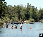 Kids in the lake. Photo by Pinedale Online.