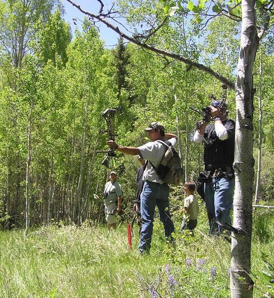 Aiming for the bear. Photo by Pinedale Online.