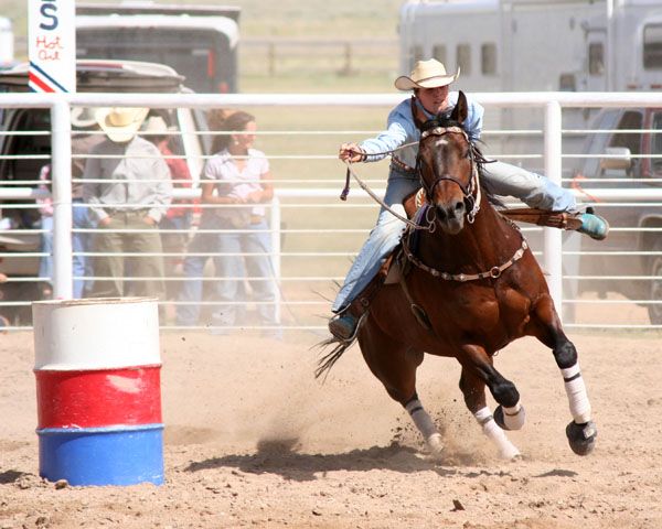 Barrel Racing. Photo by Pinedale Online.