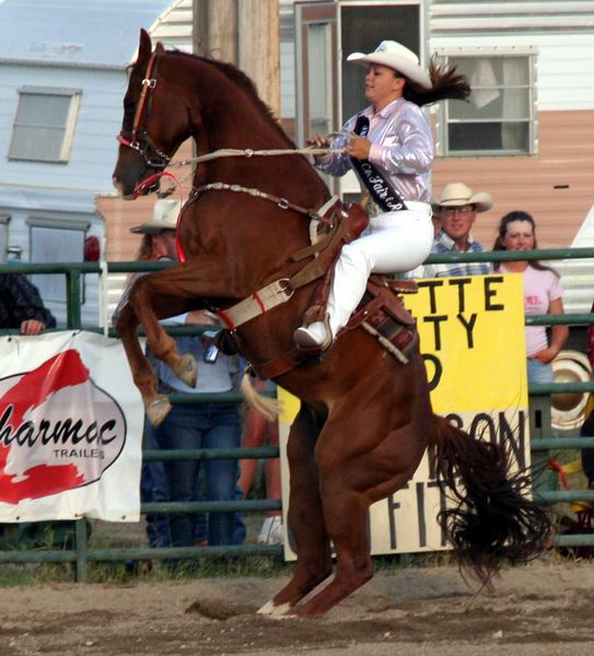 Spooked Horse. Photo by Pinedale Online.