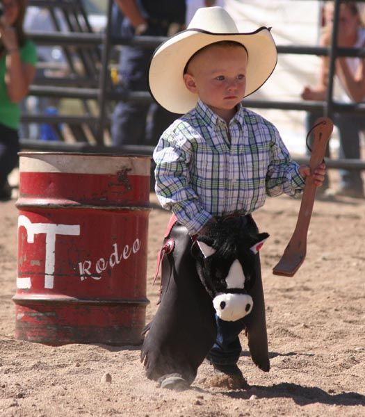 Stick Horse Barrel Racing. Photo by Dawn Ballou, Pinedale Online.