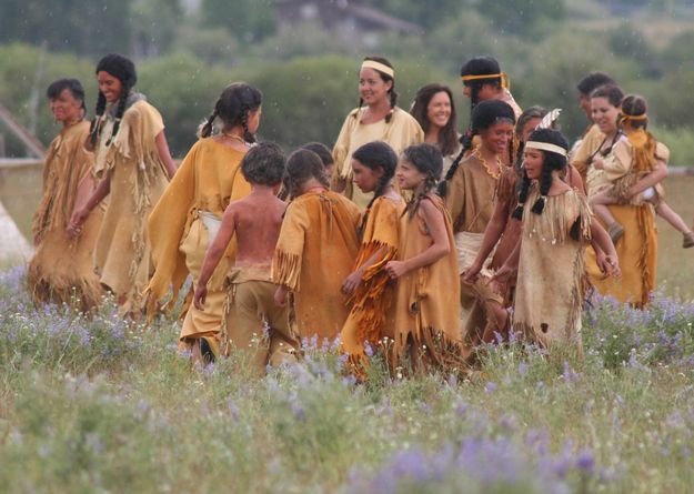 Shoshone Dancers. Photo by Pinedale Online.