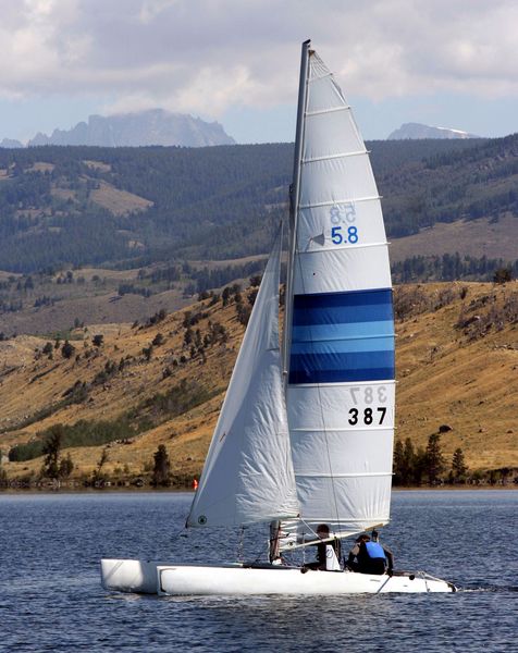 Catamaran & Fremont Peak. Photo by Pinedale Online.