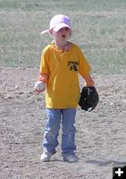 Pink hat player. Photo by Dawn Ballou, Pinedale Online.