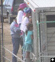 Peeking at the Pigs. Photo by Dawn Ballou, Pinedale Online.