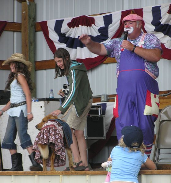 Tiny the Clown. Photo by Dawn Ballou, Pinedale Online.