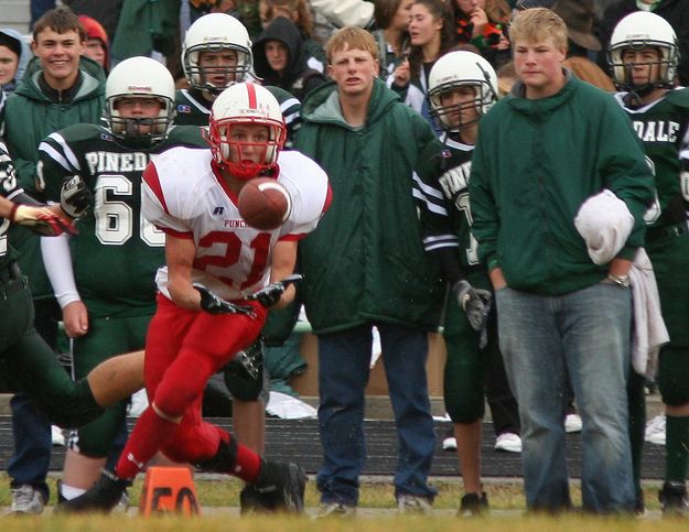 Interception. Photo by Clint Gilchrist, Pinedale Online.