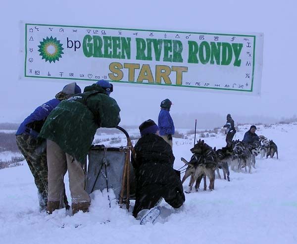 Green River Rondy Sled Dog Race. Photo by Pinedale Online.