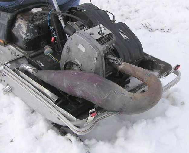 Under the hood. Photo by Dawn Ballou, Pinedale Online.