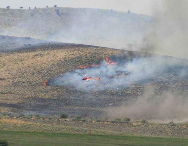 Grass fire. Photo by Dawn Ballou, Pinedale Online.