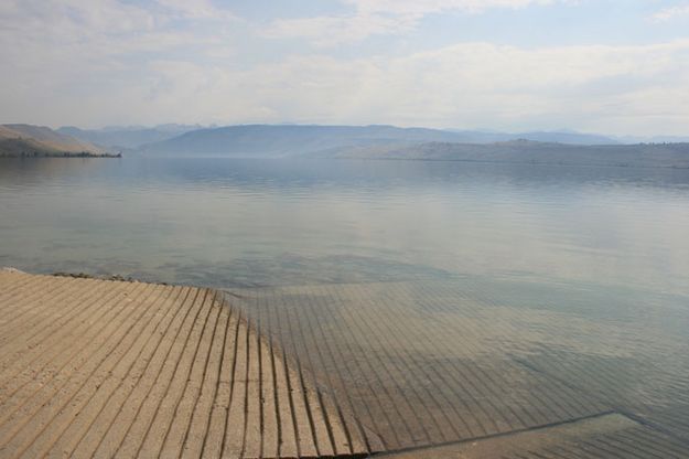 Smoke over Fremont Lake. Photo by Dawn Ballou, Pinedale Online.