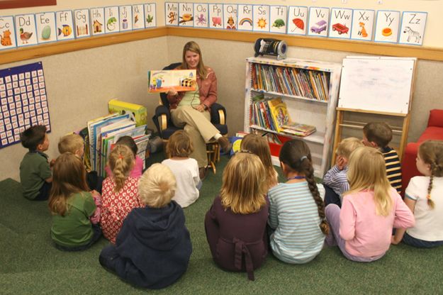 Story Time. Photo by Pam McCulloch.