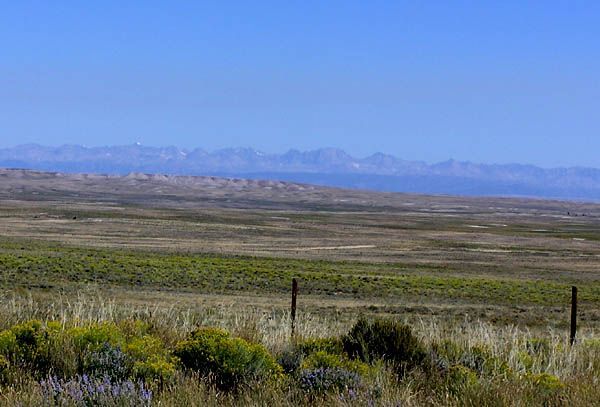 Brown Haze over the Mesa. Photo by Pinedale Online.