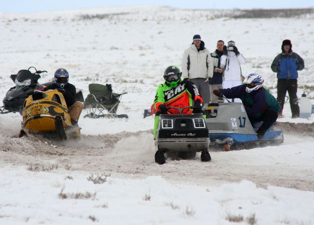 Around a turn. Photo by Clint Gilchrist, Pinedale Online.