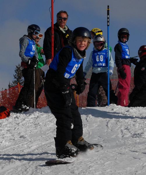 Snowboarder Nya Attanassio. Photo by Jeff Wohl.