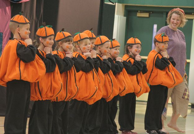 Pumpkin Line-Up. Photo by Tim Ruland, Pinedale Fine Arts Council..