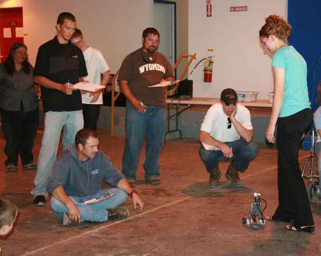 Showing the Judges. Photo by Dawn Ballou, Pinedale Online.