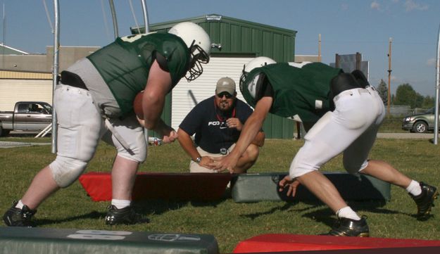 Contact Drill. Photo by Pam McCulloch, Pinedale Online.